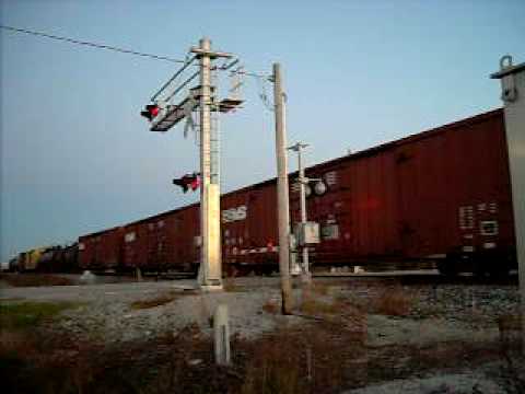 10-25-08 NS #9119 with NS SD60 #6591 in New baden, Il