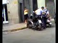 il vigile k nn sa sostare un ciclomotore il vigile k nn sa sostare un ciclomotore