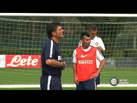 ALLENAMENTI INTER REAL AUDIO - 03 10 2014 ALLENAMENTI INTER REAL AUDIO - 03 10 2014