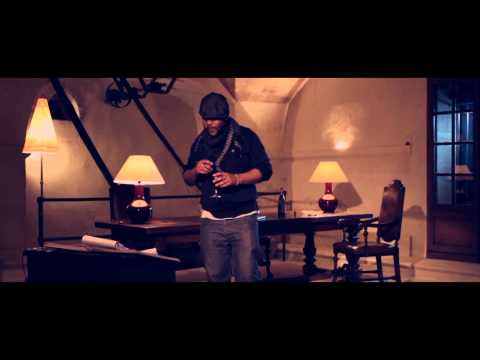 KarismatikClick - LINO qui réalise un titre sur le nouvel Album de KENZA FARAH 4LOVE sortie le 3 Septembre.