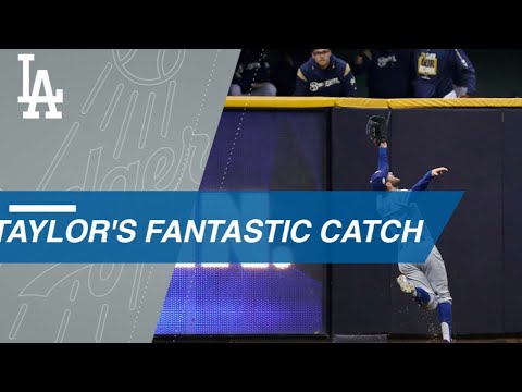 Video: Taylor saves a run with an incredible catch in Game 7