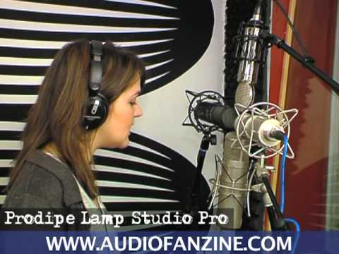 audiofanzine - Audiofanzine s'est rendu au studio Melodium, à Montreuil, afin de comparer ensemble trois microphones à lampe : le Lamp Studio Pro de Prodipe, le Sputnik de ...