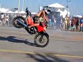 No 13° encontro de motobike em cabo frio  consegui filmar esse rl show de bola numa area ao lado de onde estava ocorrendo o encontro no dia 20/07/2008 !
