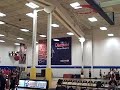 5'10 reggie smith puts it between his legs and throws it down