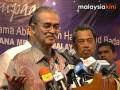 videos de Pak Lah in KT early because he's 'free'