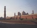 Badshahi Mosque Side view 28 Nov 2008 Lahore Pakistan Badshahi Mosque Side view 28 Nov 2008 Lahore Pakistan