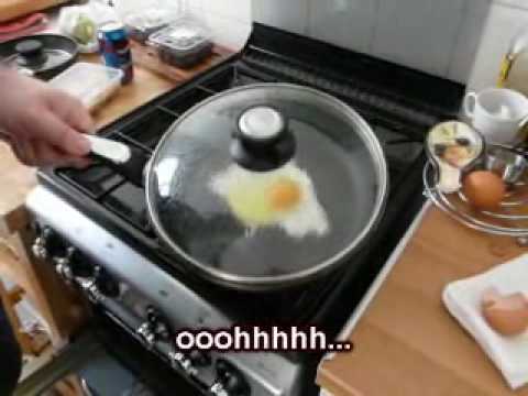How to Fry an Egg – Without Flipping it and Almost Fat Free