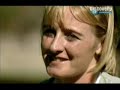 Sorprendente ataque de cocodrilo de agua dulce, como una mujer es atacada por un cocodrilo