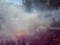 Baklje prije utakmice, Pjevaju Srce Vatreno