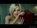Beverley Mahood - Freckles
