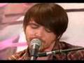 Drake Bell singing 'I know' on Teen Nick