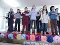 Click here to watch this video 4º Ano B2 - Apresentação dia das mães.AVI