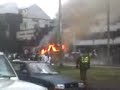 Bus incendiandose - Cra 15 con calle 122 (Bogota, Colombia)