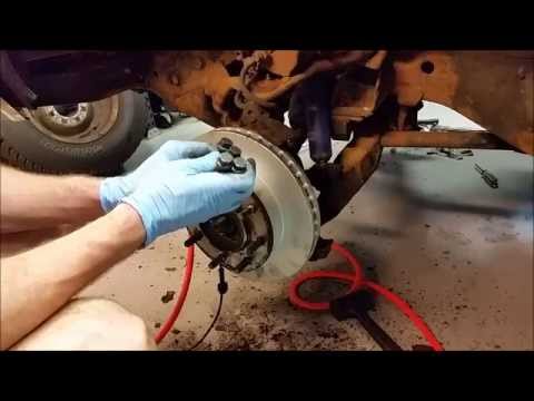Chevy GMC 3/4 Ton K2500 4WD Removing Front Rotor / Hub 1988 to 1998