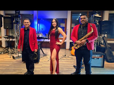 Video de la agrupación Losblackson 