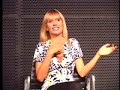 Luiza Mell participa de videochat no iG
