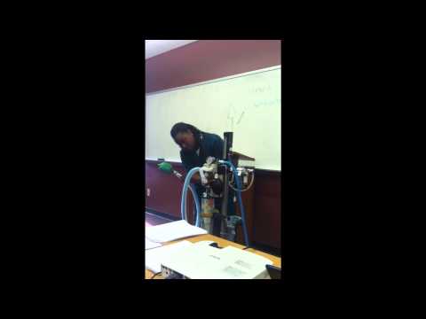 how to leak test an anesthesia machine