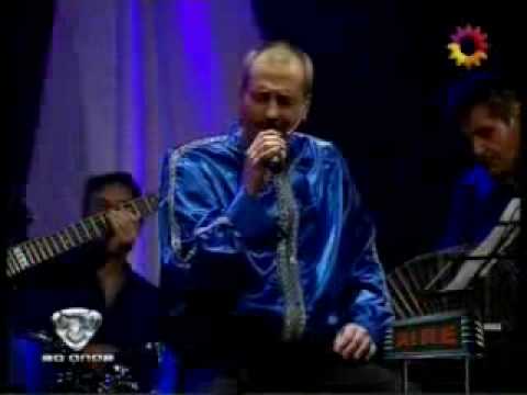 adriancito - jajaj yayo y su cancion adriancito el travesti.