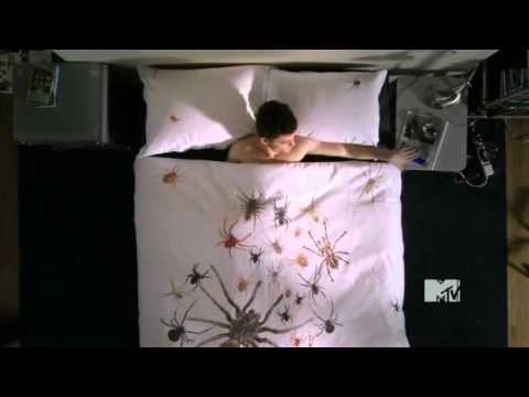 Skins US Opening S01E01 (My Girls - Animal Collective)