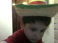 bebe bailando como el doctor simi!!!