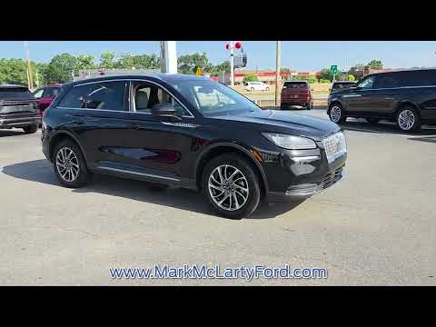 Used 2022 Black Metallic LINCOLN STANDARD AWD image 1