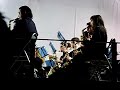 la filarmonica beethoven haciedo un concierto dirijiendoles abel moreno