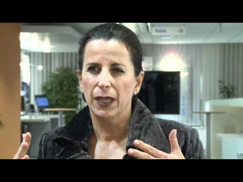Quick tips in how to use social media in a crisis Quick tips in how to use social media in a crisis