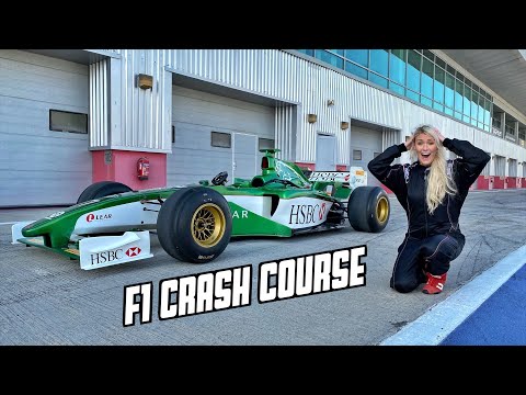 Video | Learning how to drive an F1 car in one hour