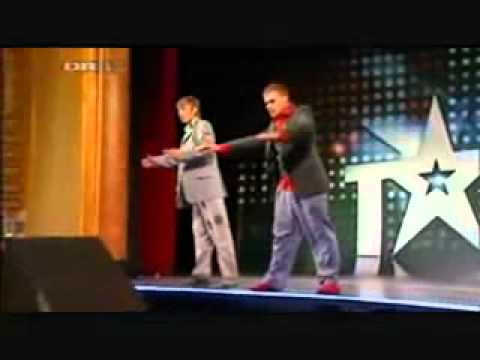 Dance - Robotboys Facbook page: https://www.facebook.com/Robotboys This is one the most epically best robot dance on the history of the universe.