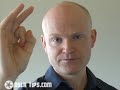 DSLR Tips: How to blur backgrounds on portraits