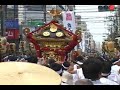 素盞雄神社例大祭　午後３時荒川区町屋駅前にて本日の最大の見せ場、尾竹橋通りを全面交通規制し、都電を止めて三年に一度の本社神輿渡御が行われた。
