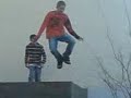 Vom dach jumpen Vom dach jumpen