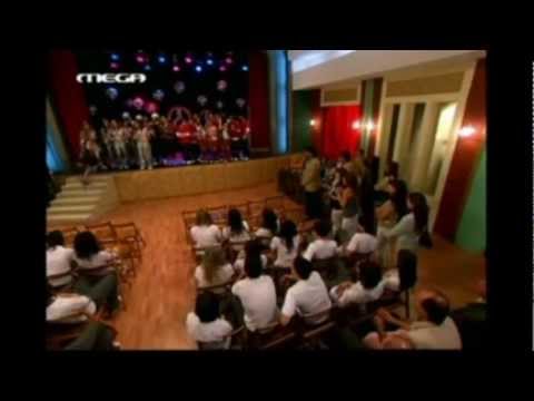 πατι - H Antonella Einai Teras / Tha Podopatiso Auto To Gunekaki!!!!!!!!!! Apo to Episodeio 08 ΕΠΕΙΣΟΔΙΟ 8 Περίληψη: Στην τραπεζαρία του σχολείου, η Μπιάνκα απειλεί...