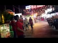 カンボジア 夜のナイトマーケットで女性と… カンボジア