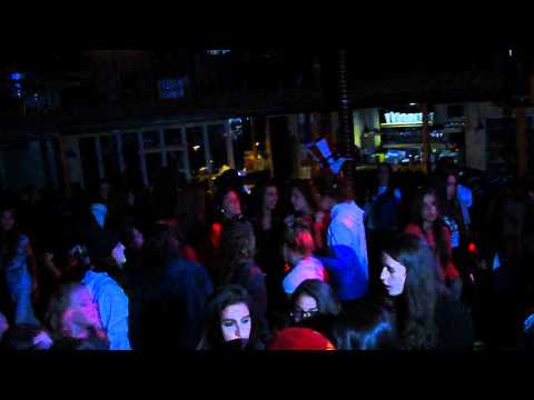 El G2 baila en Camila\'s!!