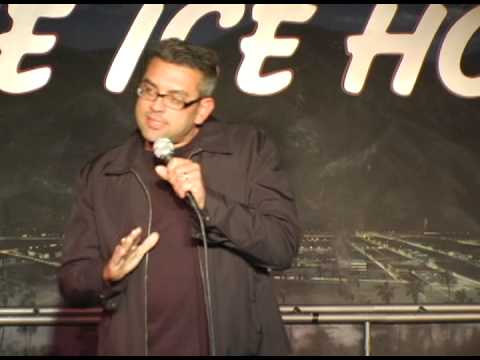 Quicklaffs - Nestor Rodriguez Stand Up Comedy