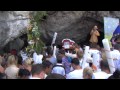 Lourdes 2011 : Gitans et gens du voyage, la prière et le passage à la Grotte