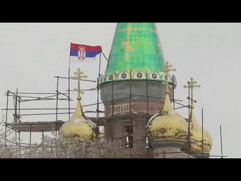 Serbien: Cafs, Brandysorte, Dorf & Kirche nach Putin benannt