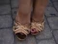 un piccolo assaggio di quello che so' fare con i miei piedini....fetish dangling footjob Silvia79