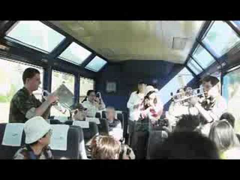 黃金列車上幸運遇到的瑞士軍樂隊