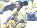 o cantor portu�rio mais famoso do brasil !!
confira :d