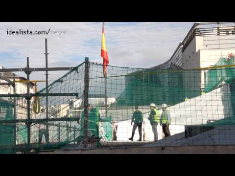 activistas do greenpeace furam segurança e protestam no telhado do congresso espanhol (vídeo)