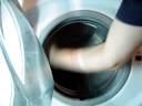 useing my hand to make suds from a half cap of ariel excel gel. prior to the boilwash for the matinence/cleaning cycle.i get a sudslock (watch carefully) when spinning the drum full of suds.