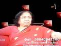 videos de Indian Fortune Teller gets more than she bargained for