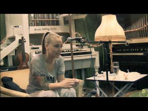 Making of Anouk: Anouk in Sweden
