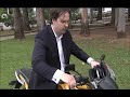 Guia do Trânsito - Fique Sabendo - Como se posicionar no banco da moto