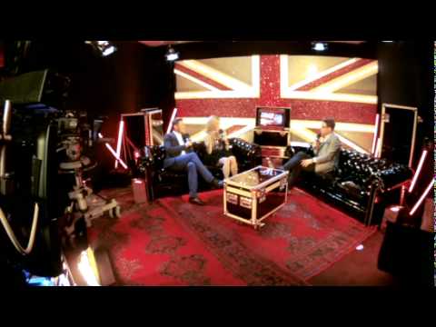 Avril Meets Boy George at the Brit Awards Video
