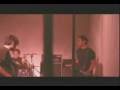 clip video Atreyu Ain't Love Grand