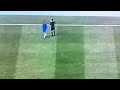 Fifa 11 (xbox) : the referee does not stop giving a yellow card