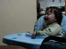 MAX RIENDOSE A FULL !!!
